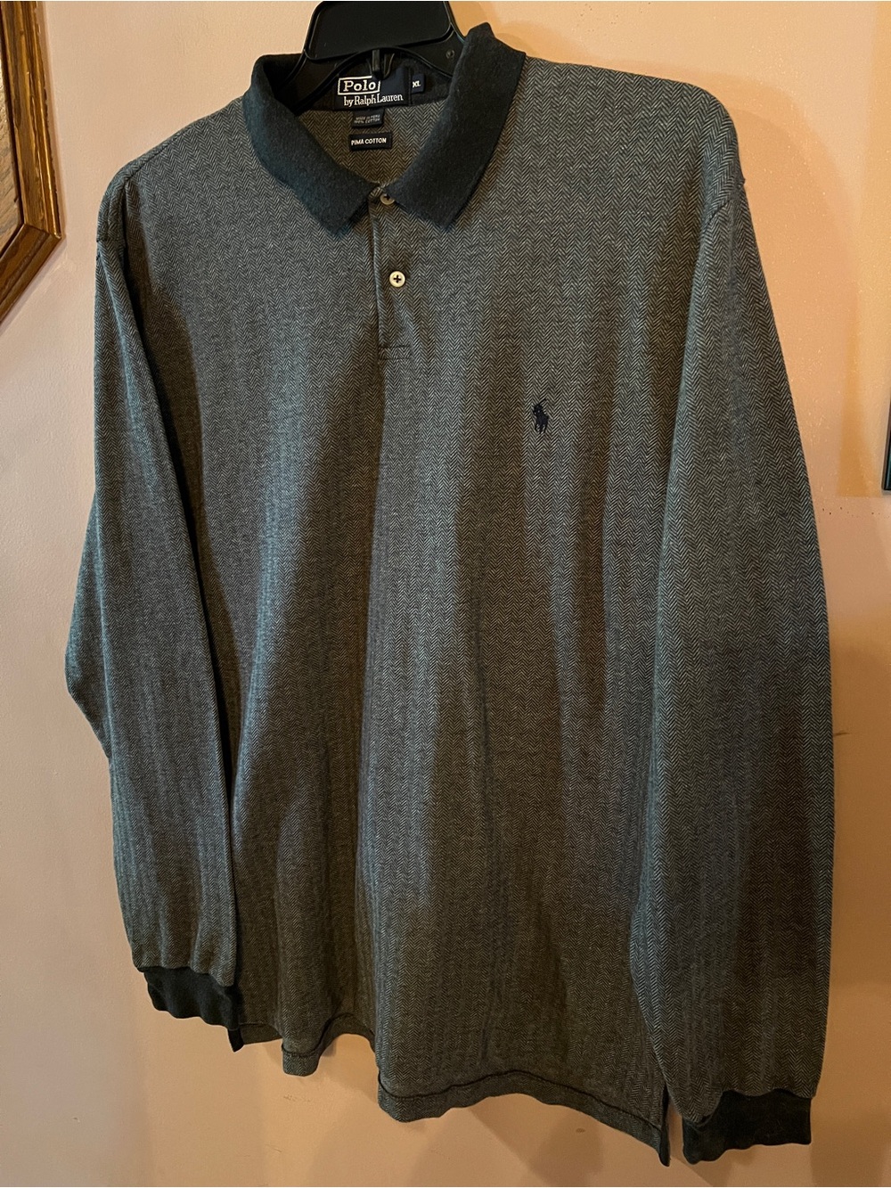 Polo Ralph Lauren men’s long sleeve Pima cotton polo style shirt. Excellent!